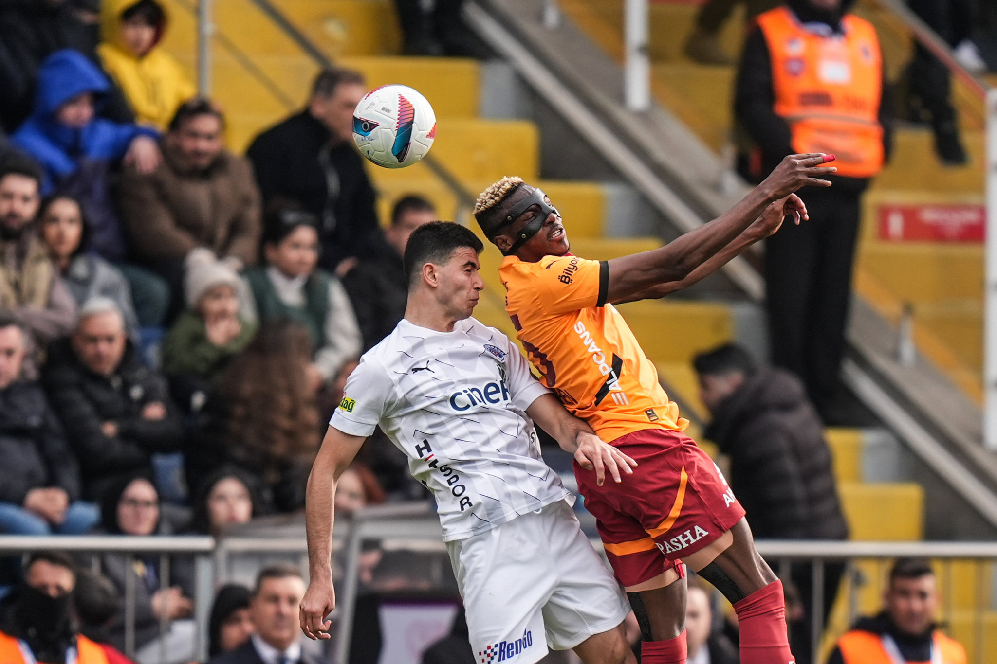 Spor yazarlarından Kasımpaşa-Galatasaray maçı değerlendirmeleri!