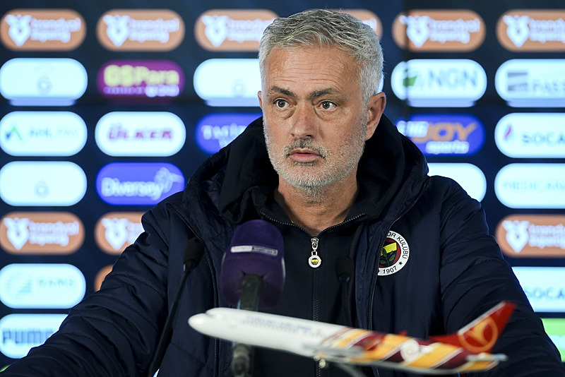 Fenerbahçe’de Mourinho kararı! Sezon sonu tablo ne olursa olsun...