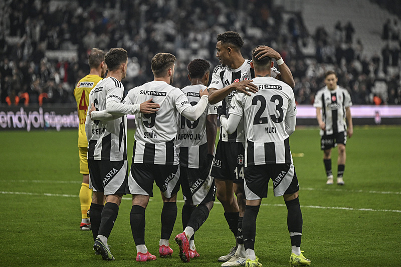 Süper Lig şampiyonu kim olacak? İşte yapay zekanın Fenerbahçe ve Galatasaray tahmini