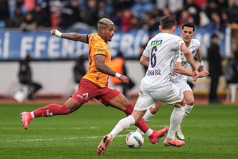 GALATASARAY HABERİ - Kasımpaşa maçında taraftarı çıldırtmıştı! Carlos Cuesta...