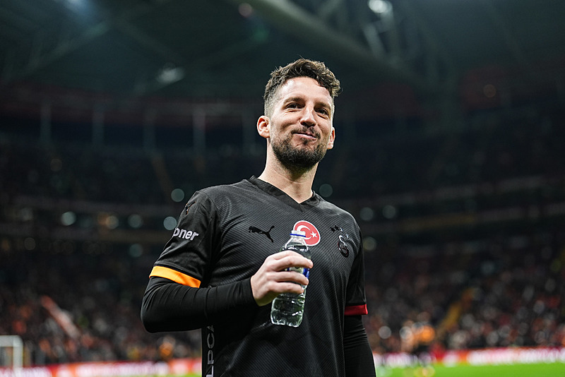 Dries Mertens Galatasaray’dan kopamıyor!