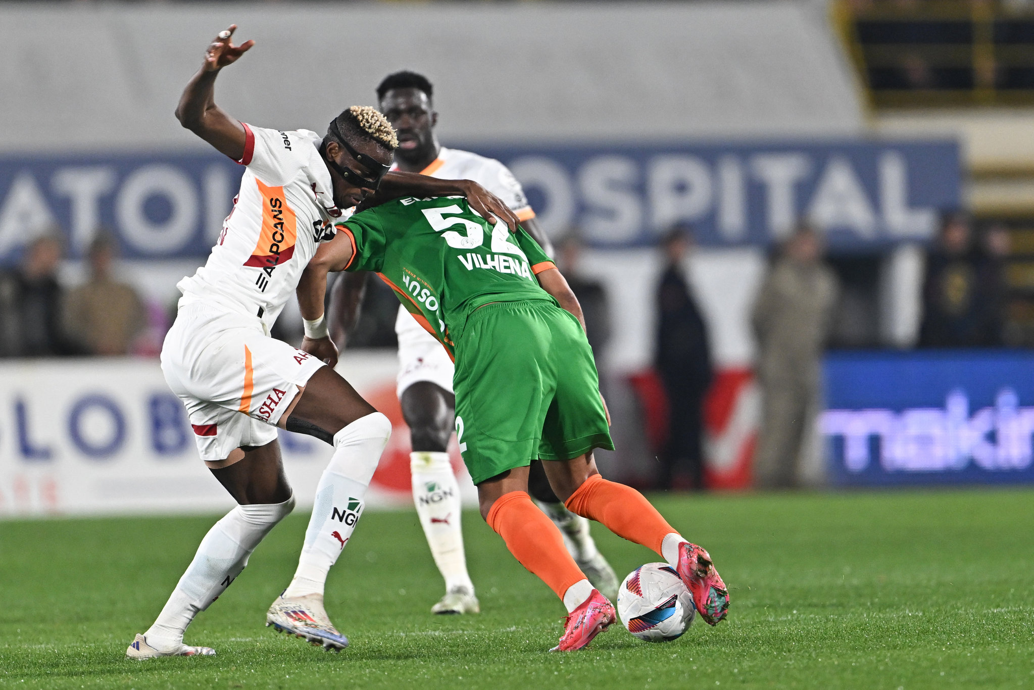 Spor yazarlarından Corendon Alanyaspor-Galatasaray maçı değerlendirmeleri!