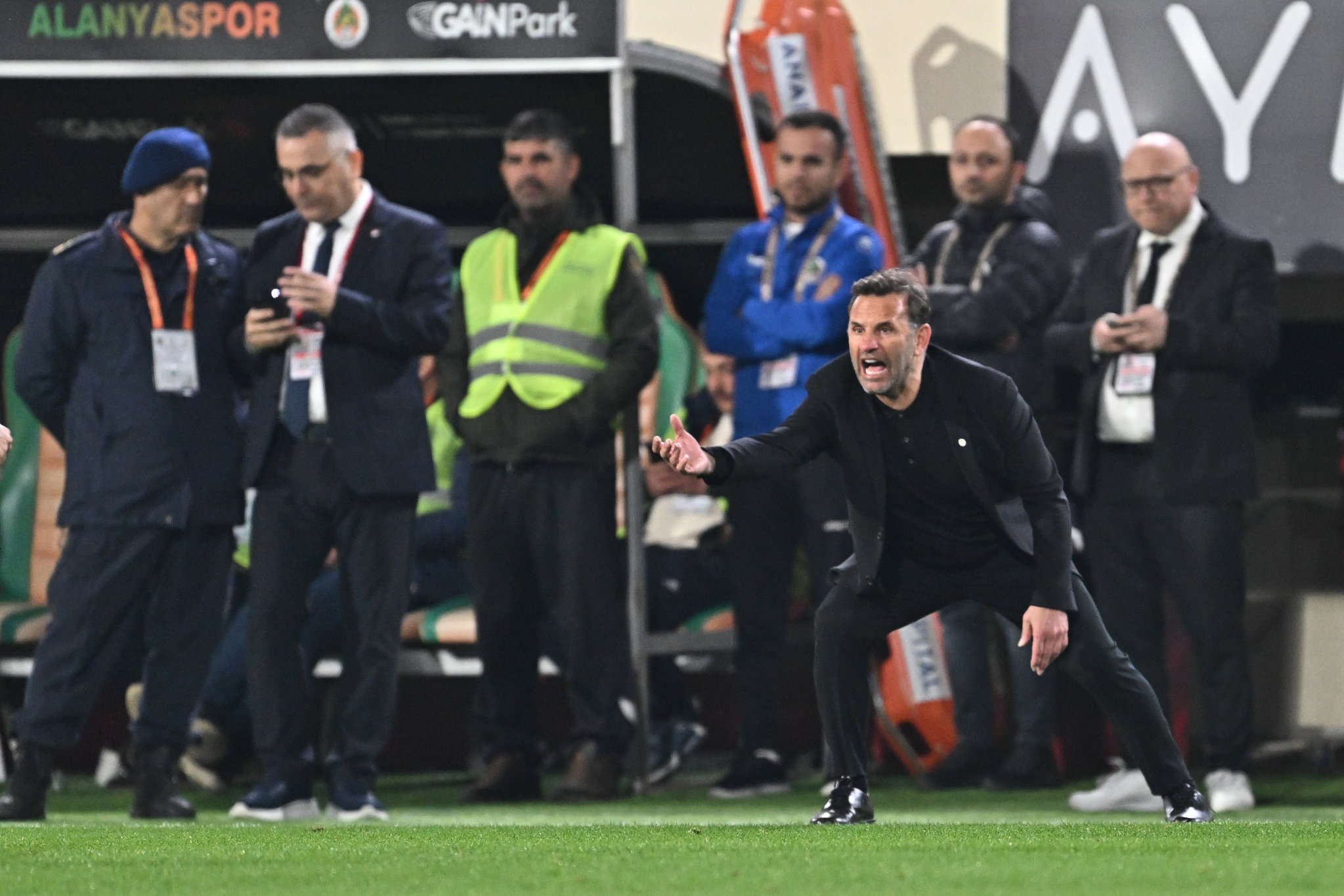 Spor yazarlarından Corendon Alanyaspor-Galatasaray maçı değerlendirmeleri!