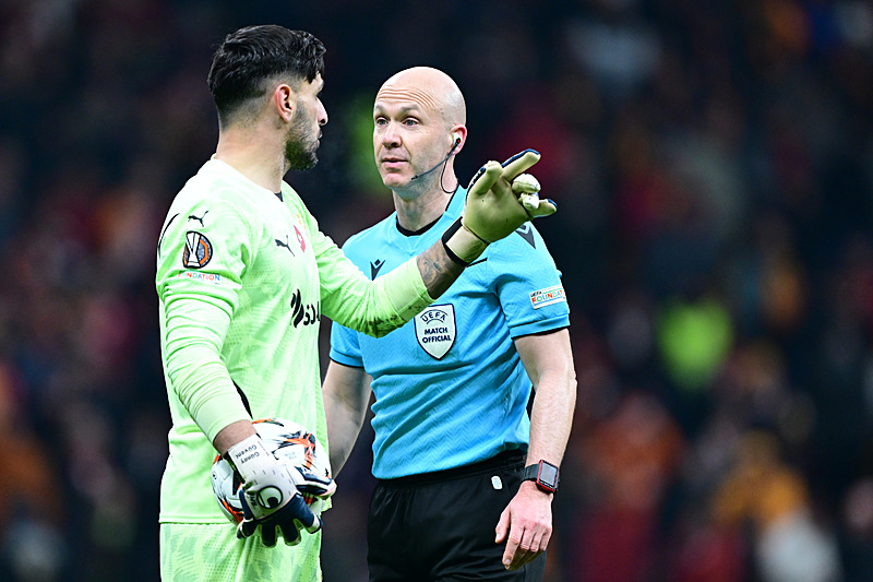 GALATASARAY HABERİ | Günay Güvenç’ten hakeme tehdit! Bu sözler gündem olacak