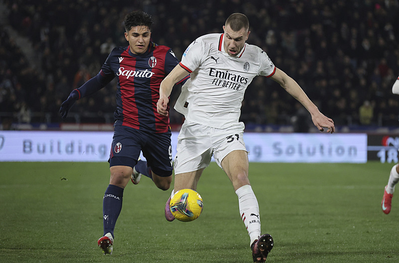 TRANSFER HABERLERİ | Galatasaray’dan Pavlovic bombası! Şampiyonlar Ligi faktörü etkili olabilir