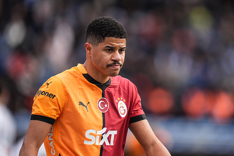 GALATASARAY TRANSFER HABERİ | Championship ekibi Sara’dan vazgeçmiyor! Premier Lig’e çıkmaları halinde...