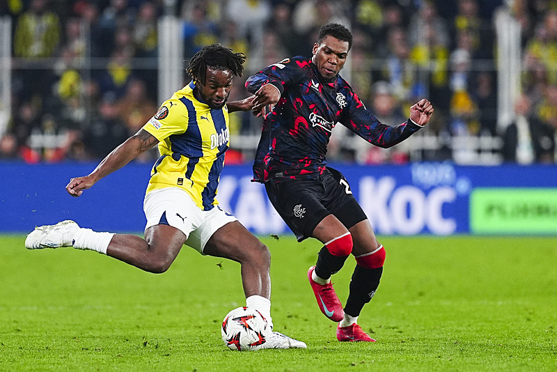 Fenerbahçe’de kriz büyüyor! Jose Mourinho ve Maximin arasında gerilim...