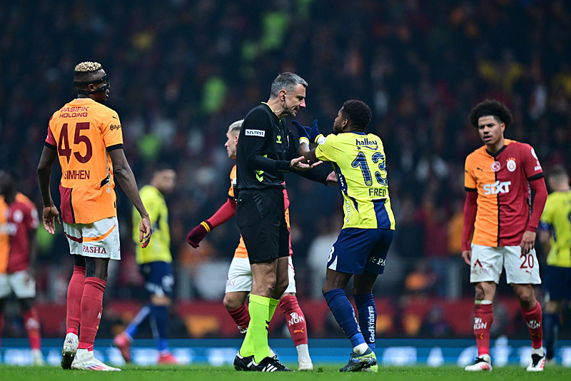 Osimhen Fenerbahçe’de olsaydı ne olurdu? Usta yazardan flaş yorum