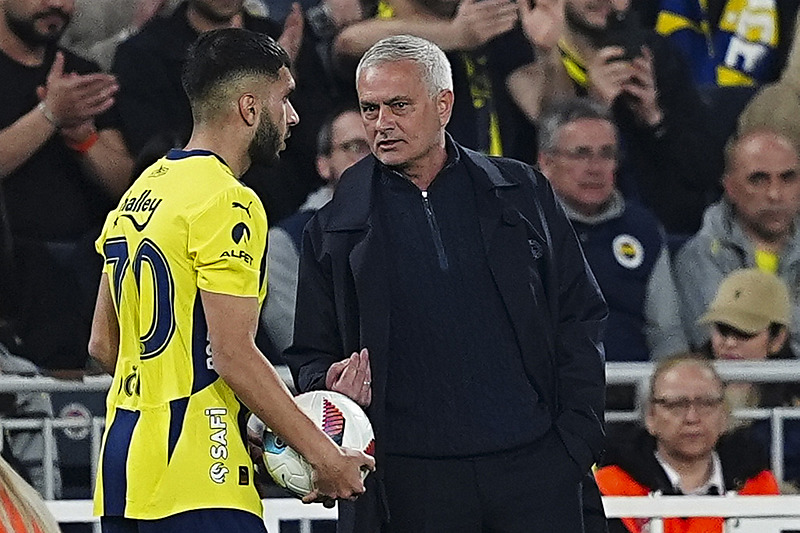 Mourinho’dan radikal karar! İşte Fenerbahçe’nin Sipay Bodrum FK maçı 11’i