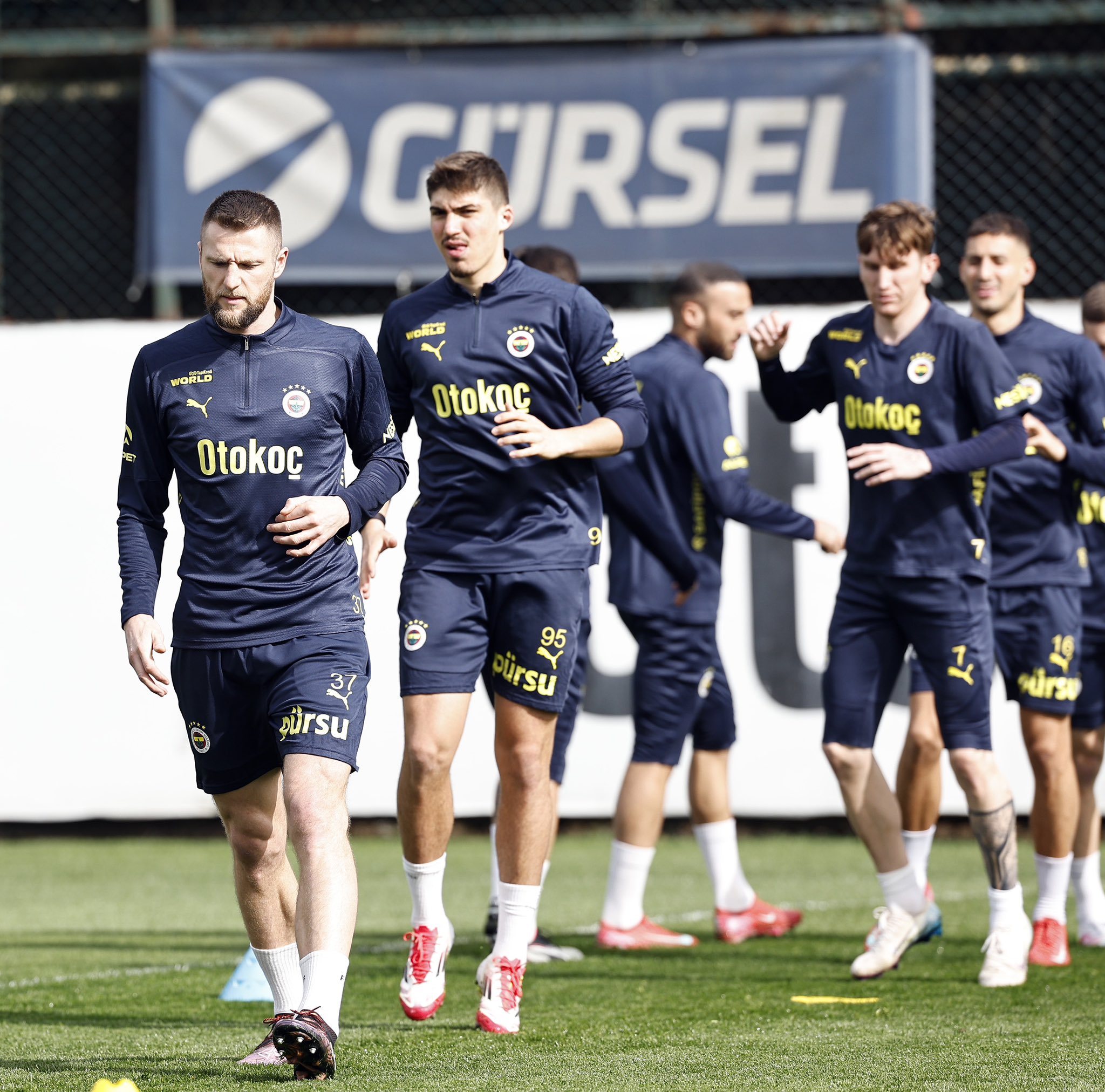 Mourinho’dan radikal karar! İşte Fenerbahçe’nin Sipay Bodrum FK maçı 11’i