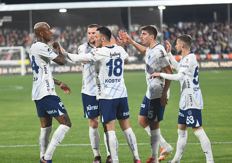 FENERBAHÇE HABERİ: Mourinho’dan Galatasaray derbisi öncesi flaş karar! Talisca ve Dzeko...