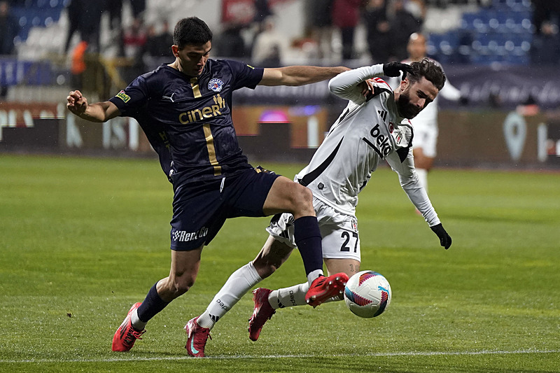 Spor yazarları Kasımpaşa - Beşiktaş maçını değerlendirdi!