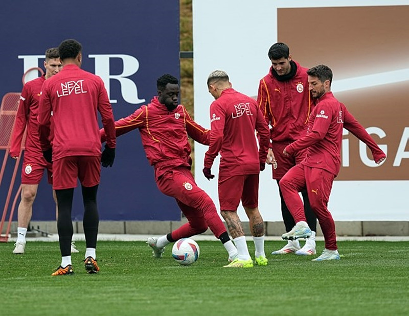 Galatasaray’a transferde çifte müjde!