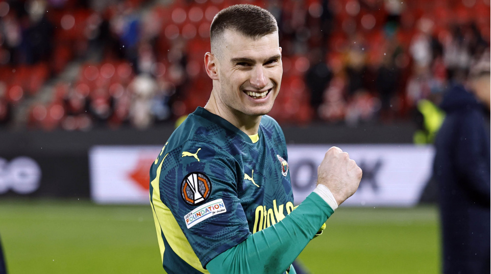 Fenerbahçe’den Livakovic kararı! Formasını İrfan Can Eğribayat’a kaptırmıştı