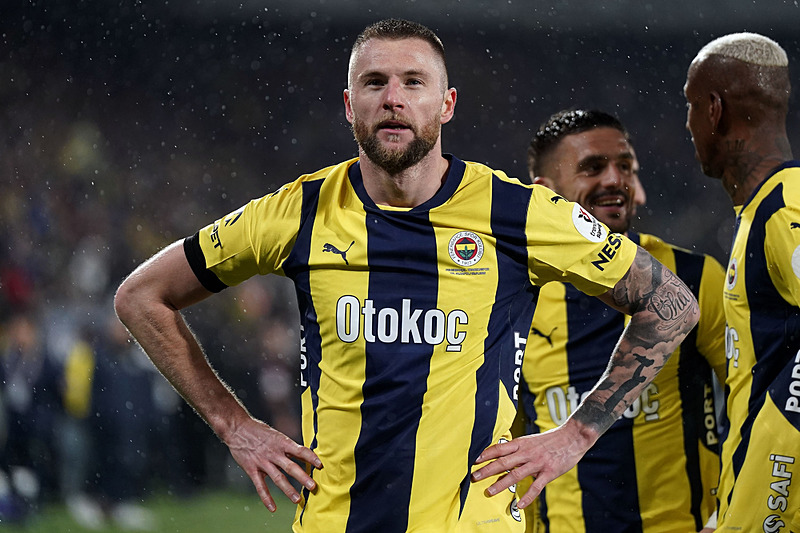 Fenerbahçe’de kalacak mı? Milan Skriniar’dan flaş açıklama!