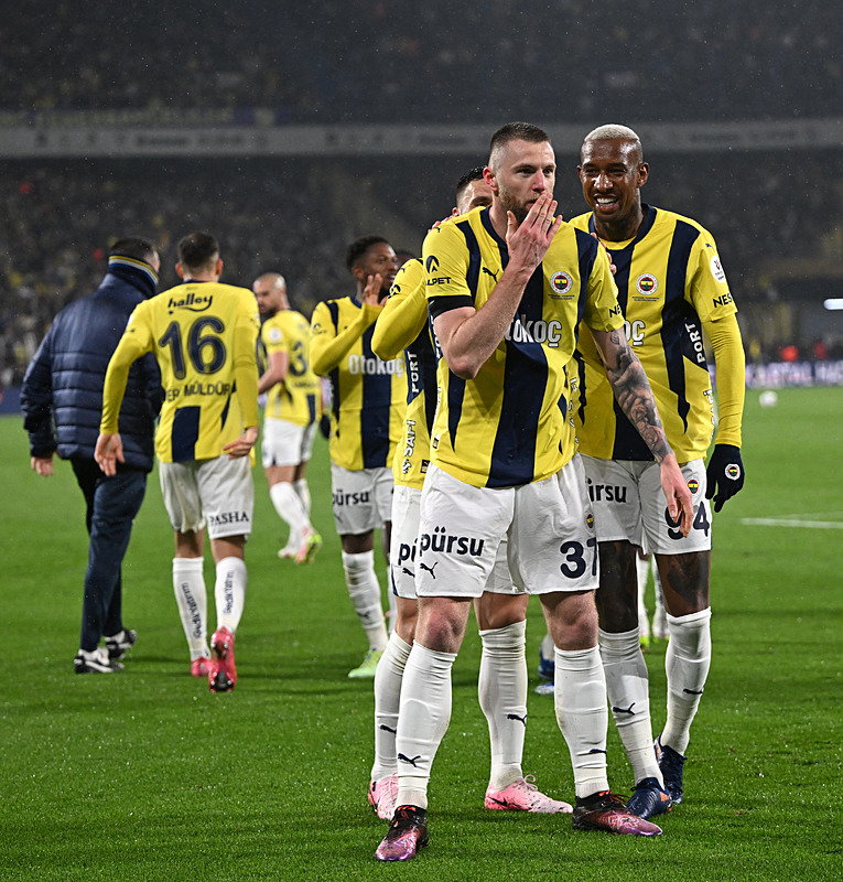 Fenerbahçe’de kalacak mı? Milan Skriniar’dan flaş açıklama!