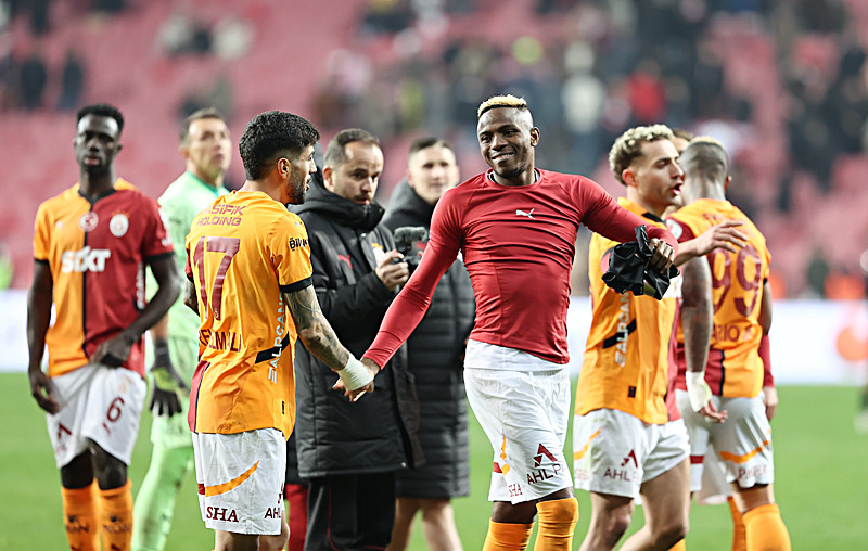 TRANSFER HABERİ - Galatasaray’dan Sacha Boey harekatı! Türkiye’ye geri mi dönüyor?