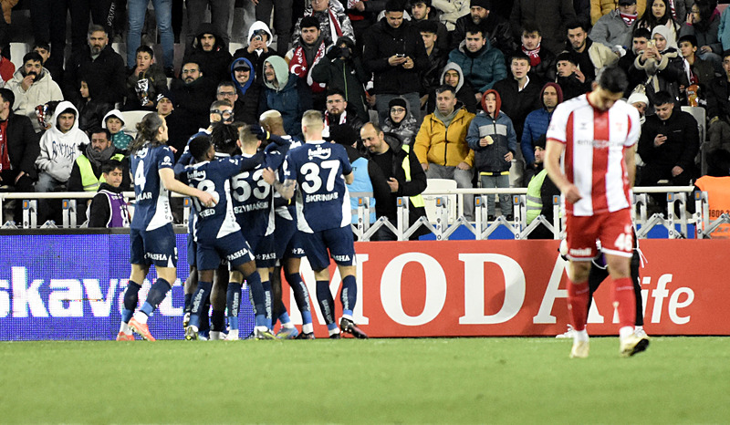 Fenerbahçe’de büyük değişim! Mourinho’nun raporuyla 8 futbolcu yolcu