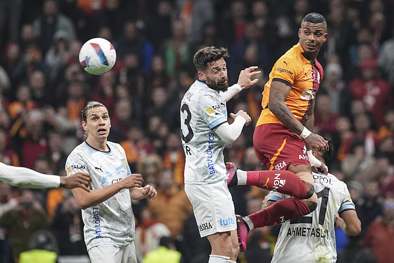 Kaan Ayhan’dan transfer açıklaması! Galatasaray’dan ayrılacak mı?