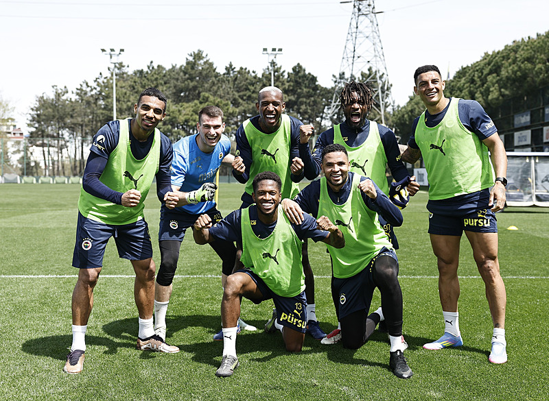 Fenerbahçe’ye transferde şok haber! Takıma geri dönüyor