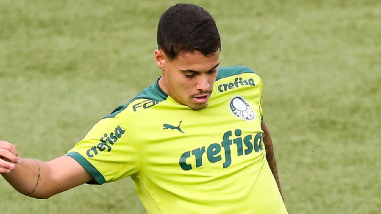 TRANSFER HABERİ: Fenerbahçe’ye Sambacı stoper! Scout ekibi canlı izledi