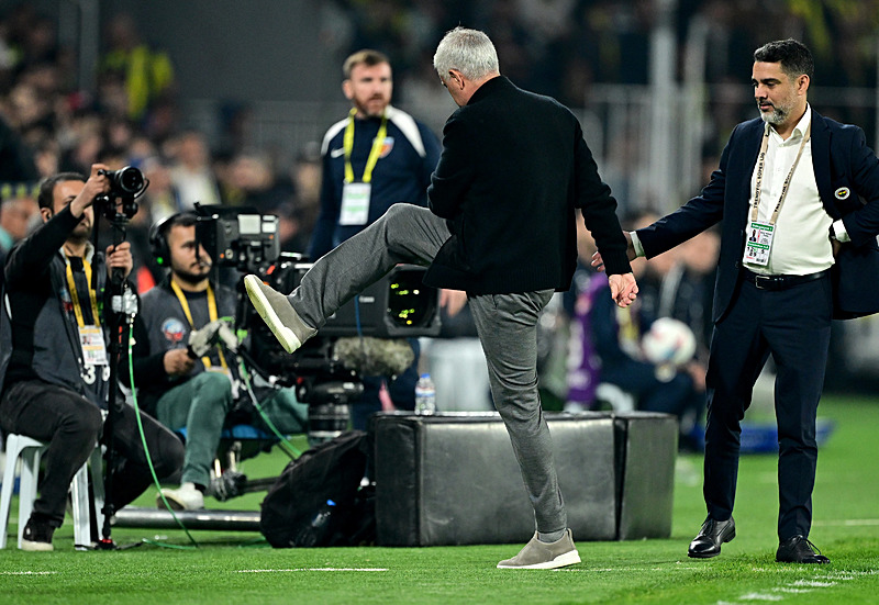 Fenerbahçe’ye İtalyan hoca! İşte Jose Mourinho’nun yerine düşünülen isimler