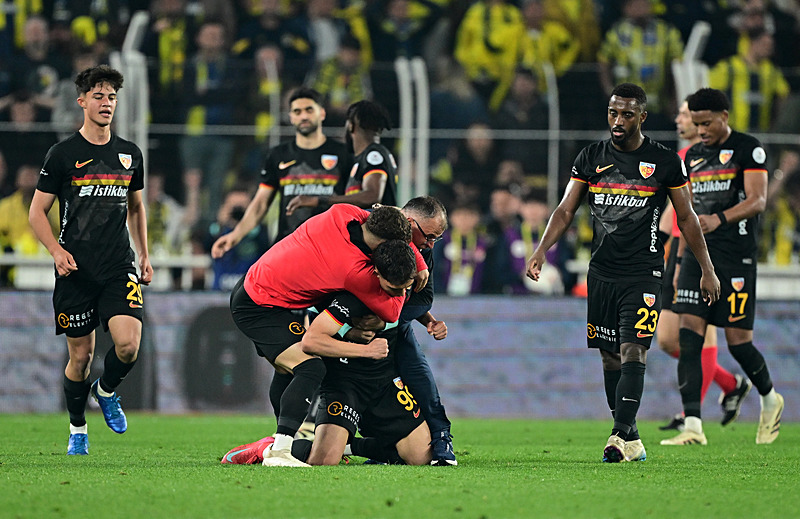 Spor yazarları Fenerbahçe - Bellona Kayserispor maçını yorumladı!