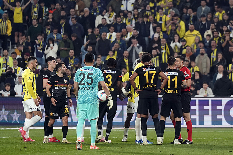 Spor yazarları Fenerbahçe - Bellona Kayserispor maçını yorumladı!
