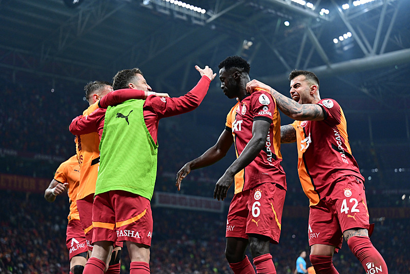 Yapay zeka şampiyonluk tahminini güncelledi! İşte Fenerbahçe ve Galatasaray’ın yüzdeleri