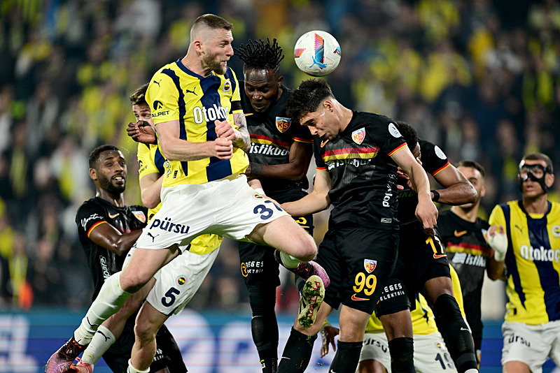 TRANSFER HABERİ: Fenerbahçe’ye 45 milyon Euro’luk yıldız!