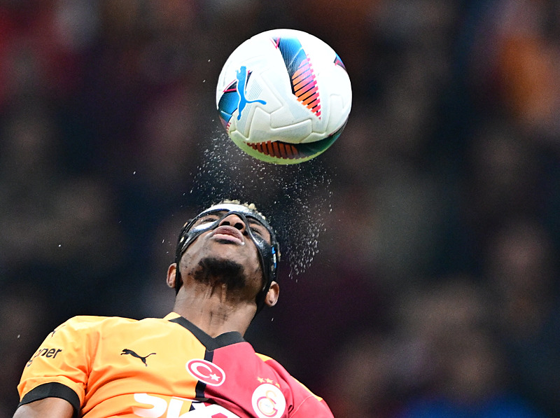 GALATASARAY HABERİ | Osimhen için sürpriz transfer iddiası! Avrupa’dan ayrılabilir