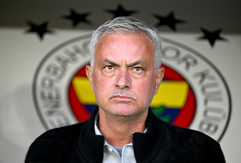 Jose Mourinho’dan flaş üçlü savunma kararı! İşte Fenerbahçe’nin Gaziantep FK maçı muhtemel 11’i