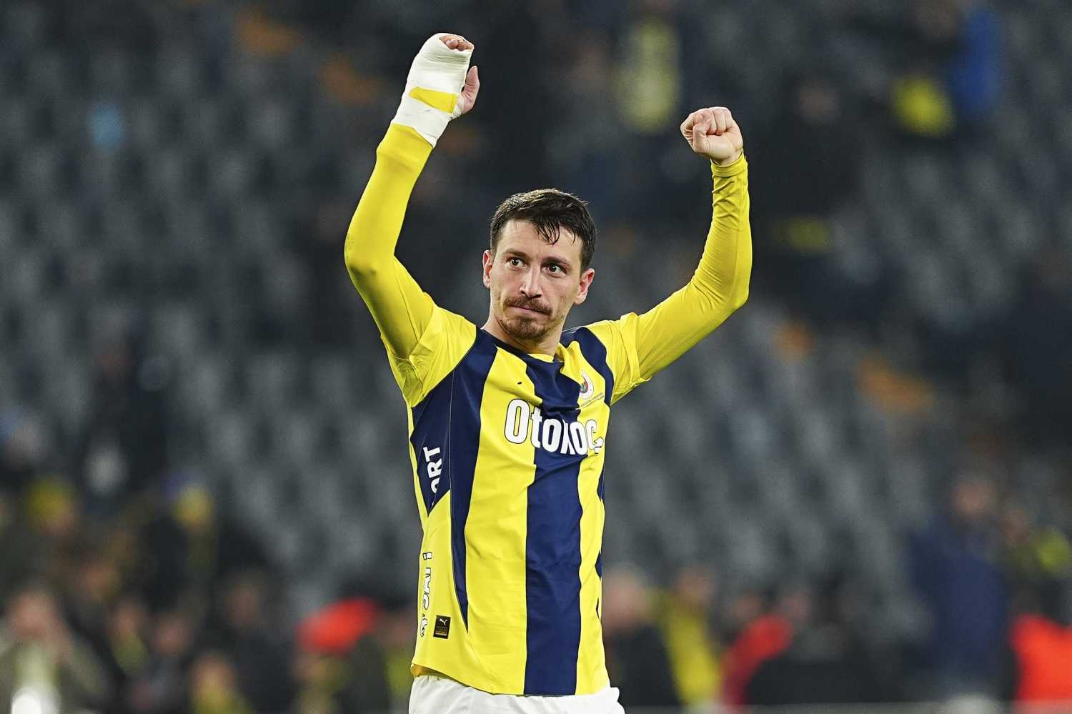 Jose Mourinho’dan flaş üçlü savunma kararı! İşte Fenerbahçe’nin Gaziantep FK maçı muhtemel 11’i