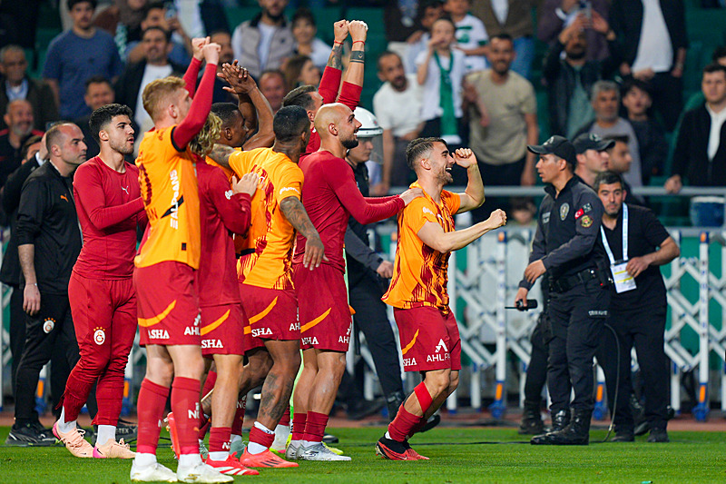 TRANSFER HABERLERİ | Galatasaray’dan savunmaya flaş hamle! Mertens’in vatandaşı geliyor