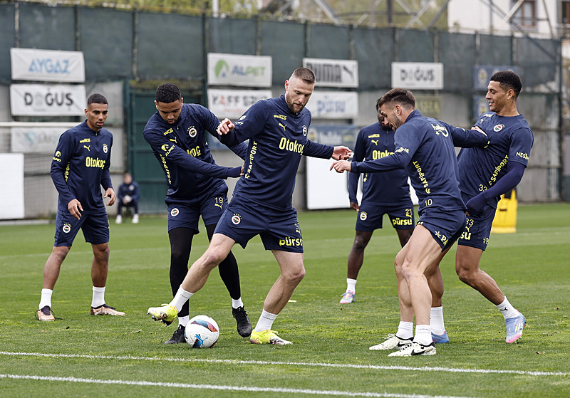 TRANSFER HABERLERİ | Vlahovic’ten Fenerbahçe’ye kötü haber! İstediği teklifi alamazsa...