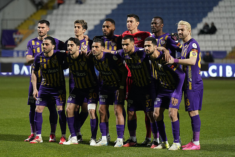 Galatasaray kritik virajda! İşte Okan Buruk’un İkas Eyüpspor maçı 11’i