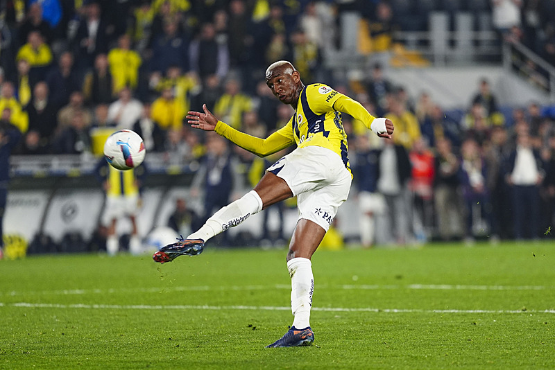 FENERBAHÇE HABERİ | Anderson Talisca Galatasaraylı Osimhen’i geride bıraktı!