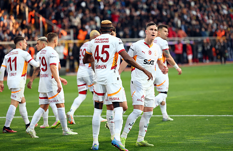 Süper Lig’de şampiyonluk oranları güncellendi! İşte 5 hafta kala son durum