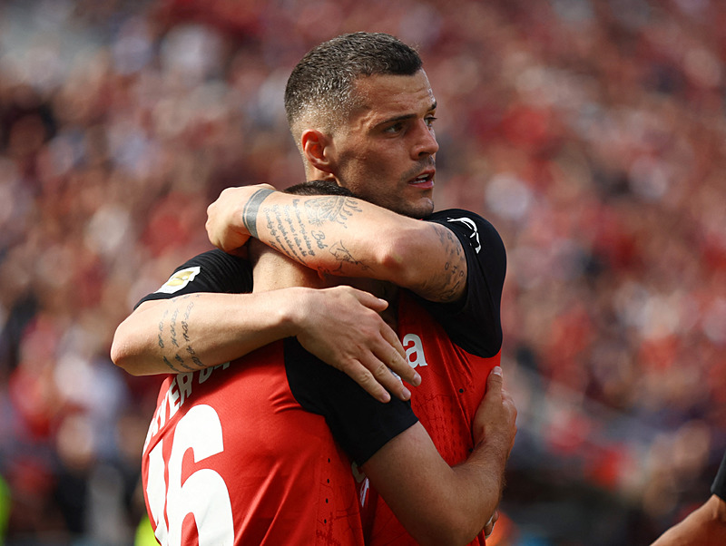 TRANSFER HABERİ | Fenerbahçe’den Galatasaray’a Granit Xhaka çalımı! Bir adım öndeler