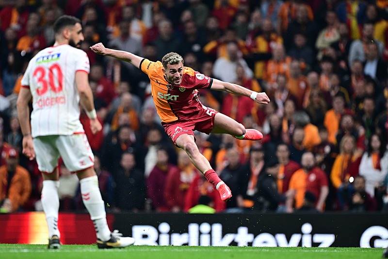 Spor yazarları Galatasaray-Net Global Sivasspor maçını değerlendirdi!