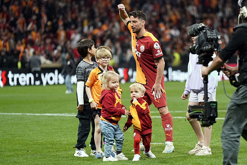 Spor yazarları Galatasaray-Net Global Sivasspor maçını değerlendirdi!