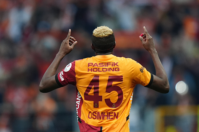 GALATASARAY HABERİ | Osimhen için transfer açıklaması! Oynamak istediği takım...