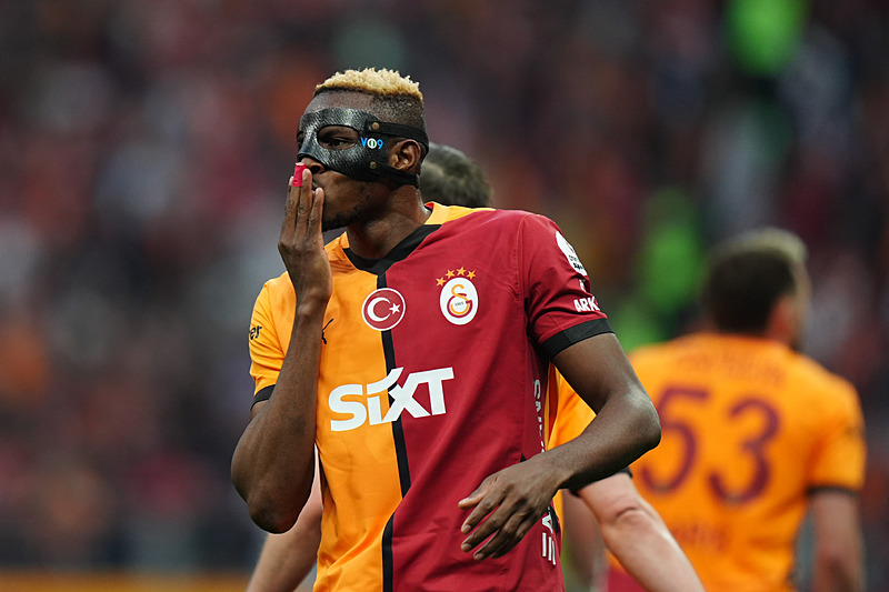 GALATASARAY HABERİ | Osimhen için transfer açıklaması! Oynamak istediği takım...
