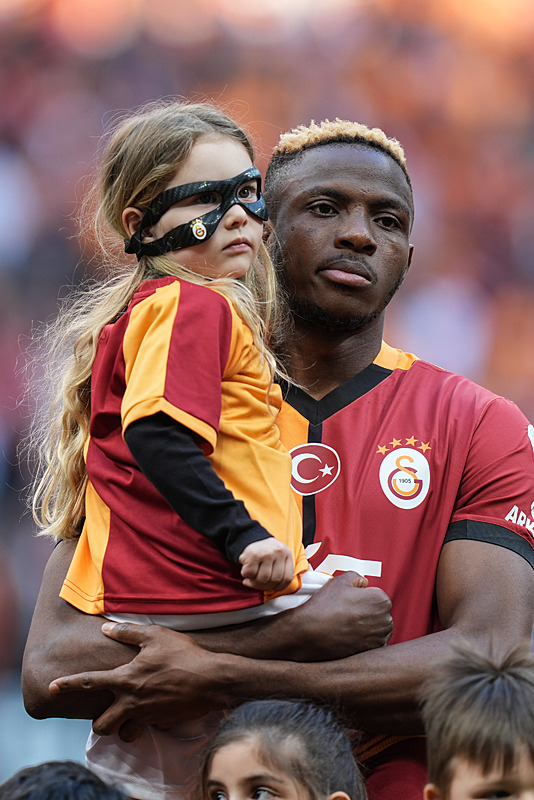 GALATASARAY HABERİ | Osimhen için transfer açıklaması! Oynamak istediği takım...
