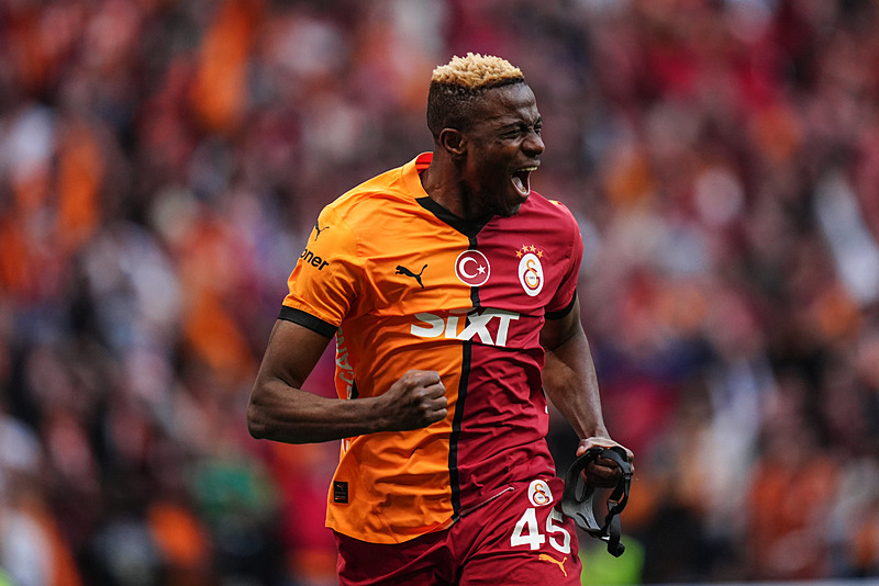 GALATASARAY HABERİ | Osimhen için transfer açıklaması! Oynamak istediği takım...
