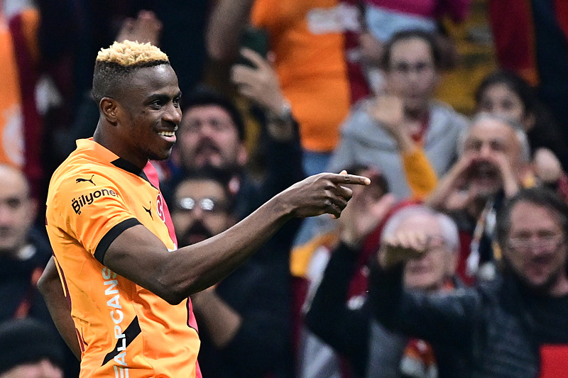 GALATASARAY HABERİ | Osimhen için transfer açıklaması! Oynamak istediği takım...