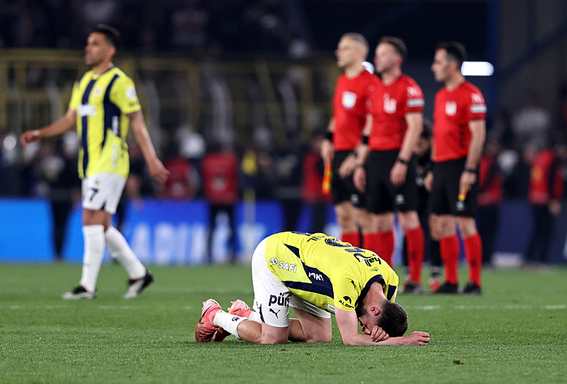 Spor yazarları Fenerbahçe-Beşiktaş maçını değerlendirdi