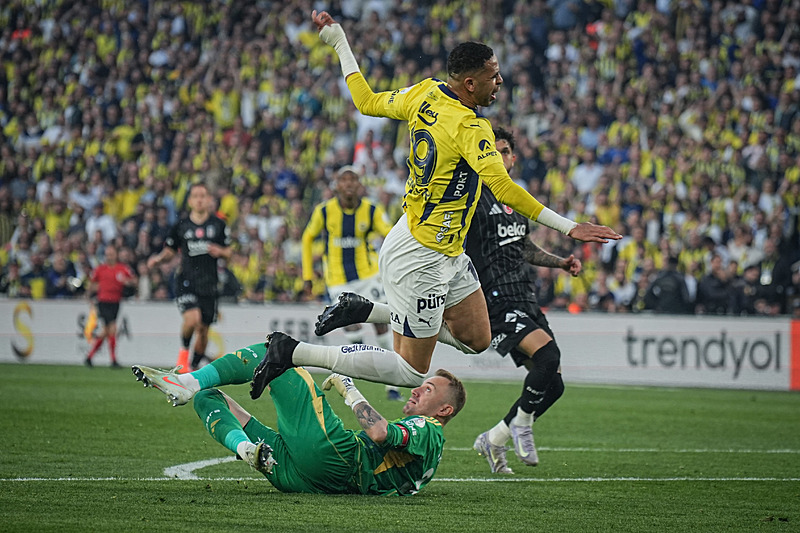 Spor yazarları Fenerbahçe-Beşiktaş maçını değerlendirdi