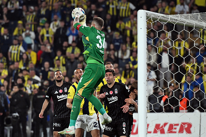 Spor yazarları Fenerbahçe-Beşiktaş maçını değerlendirdi
