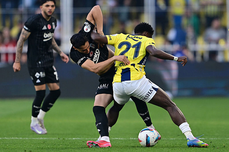 FENERBAHÇE TRANSFER HABERİ - Osayi-Samuel yeni takımına imzayı atıyor! İşte sözleşme süresi ve maaşı